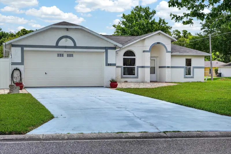 20 Lake Meadow Way, FL