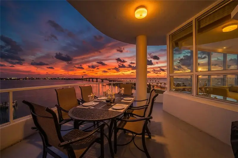 136 Golden Gate Pt #602, FL