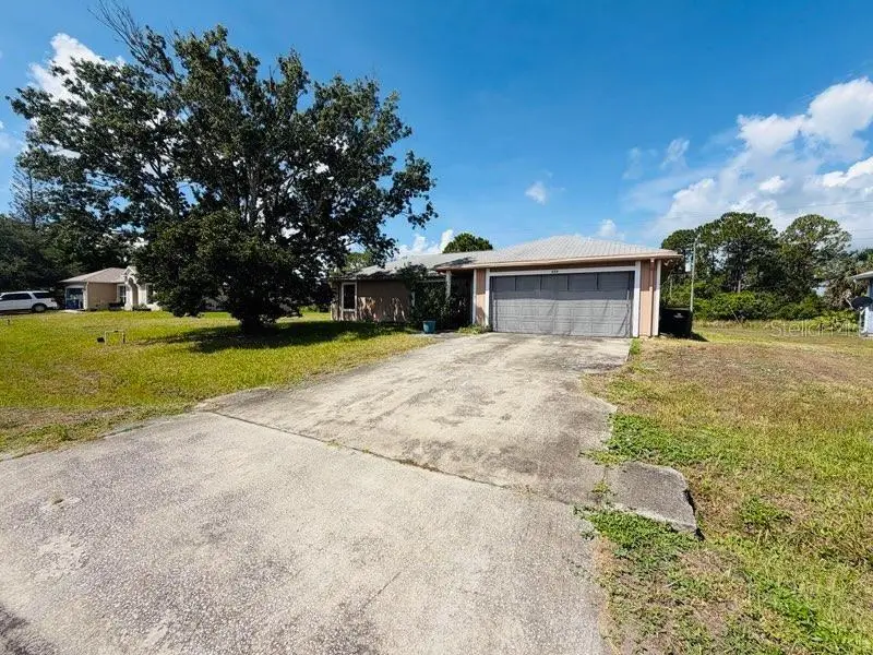 450 Topeka, FL