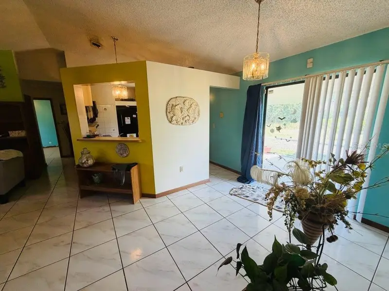 450 Topeka, FL