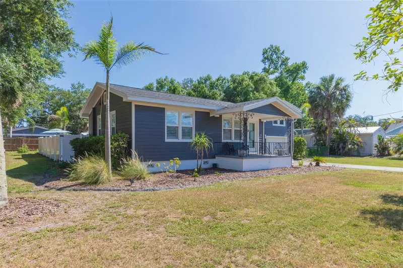 602 W Hilda St, FL