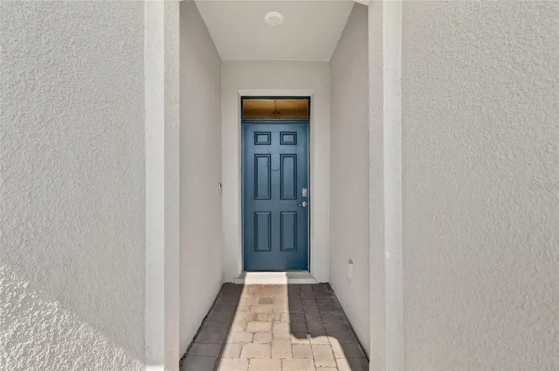 1558 Tisbury Pt, FL
