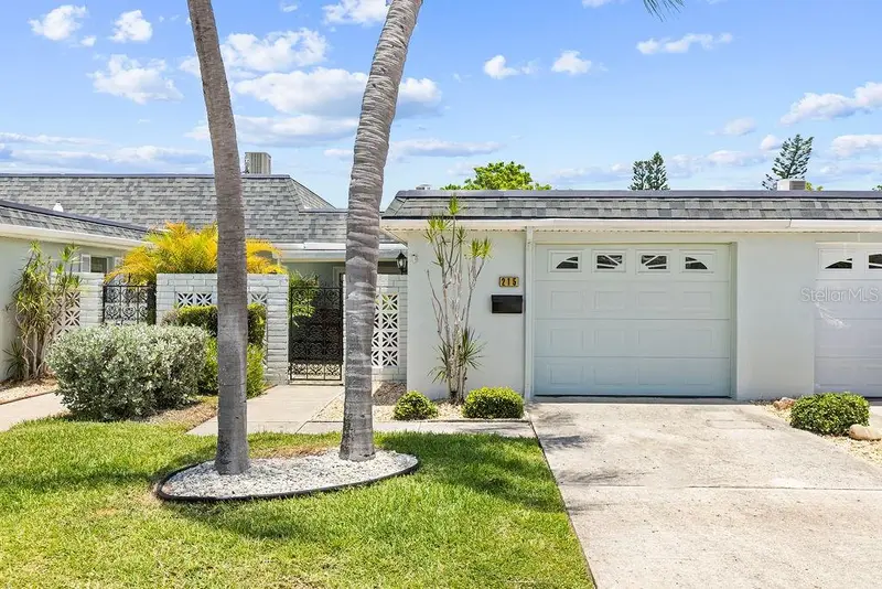 215 Boca Ciega Point Blvd N #3, FL