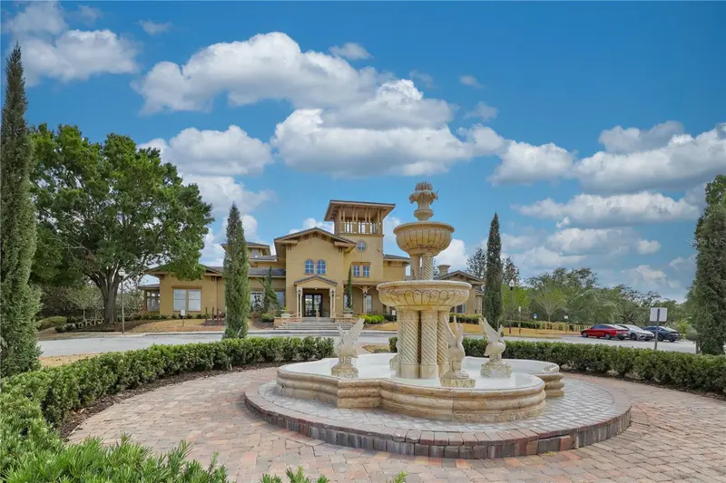 126 Vista Verdi Cir #204, FL