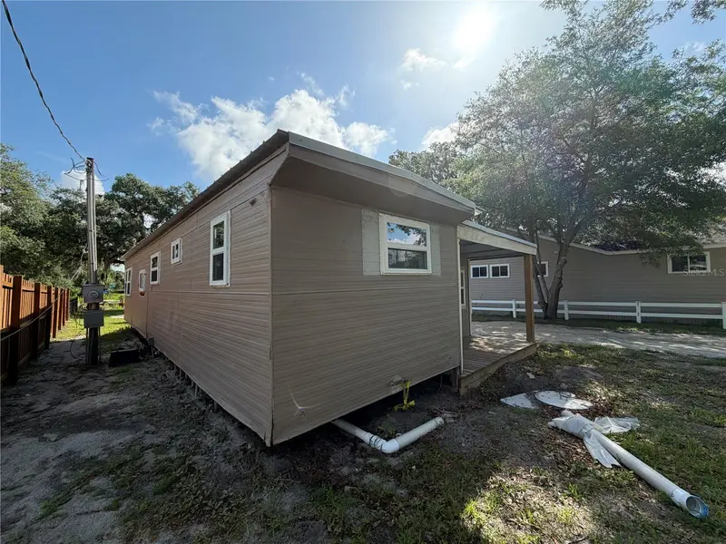24911 Ne 135th St, FL