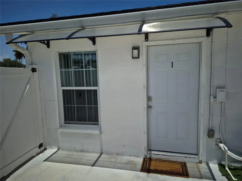 7709 W Hanna Ave #B, FL