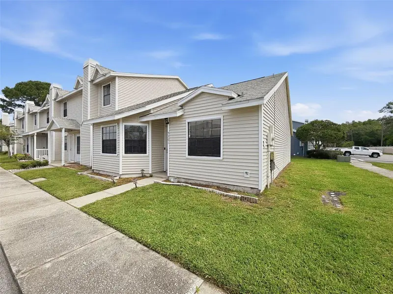 5301 Ladywell Ct, FL