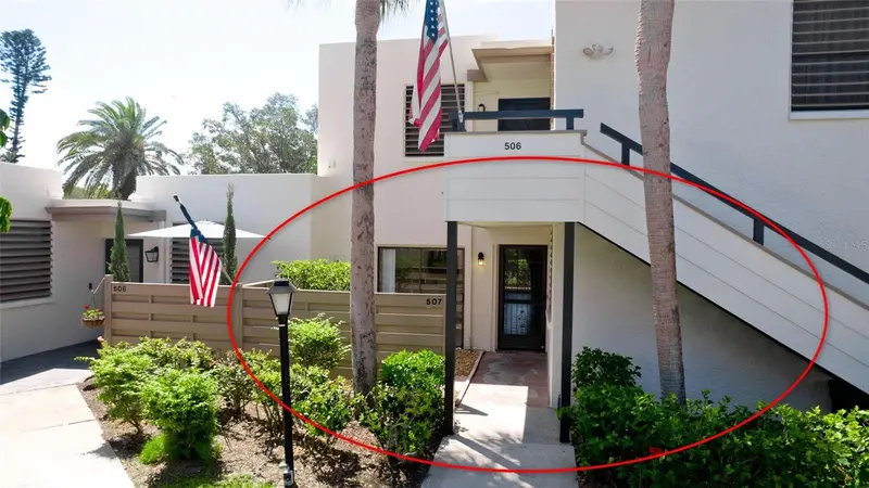 507 Lakeside Dr #507, FL