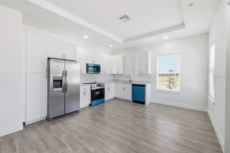 195 Rotonda Blvd W #3, FL