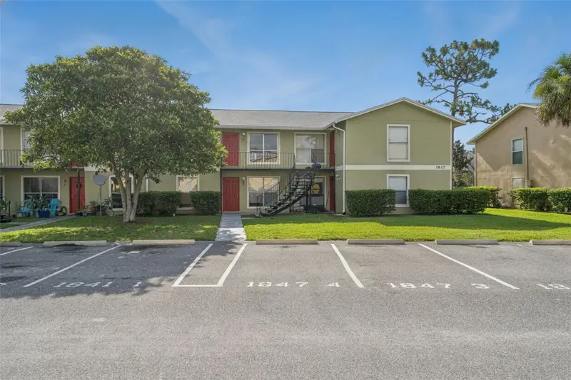 1847 Caralee Blvd #4, FL