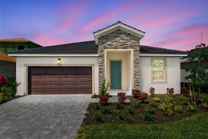 16938 Squirrel Branch Ln, FL