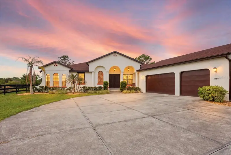 4460 Runway Ln, FL