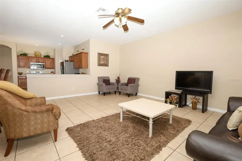 426 Alexandria Place Dr, FL