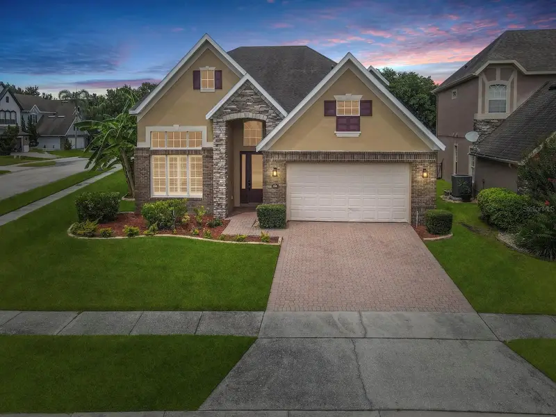 930 Spring Oak Cir, FL