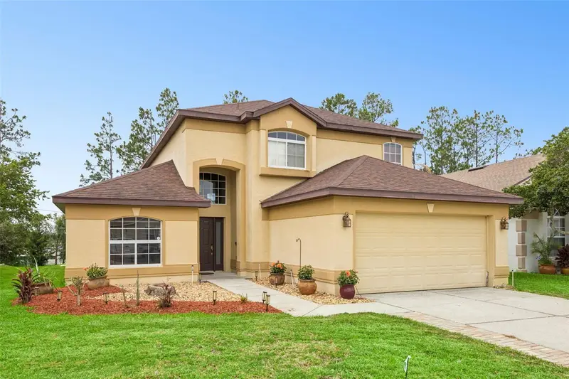 726 Oxford Dr, FL
