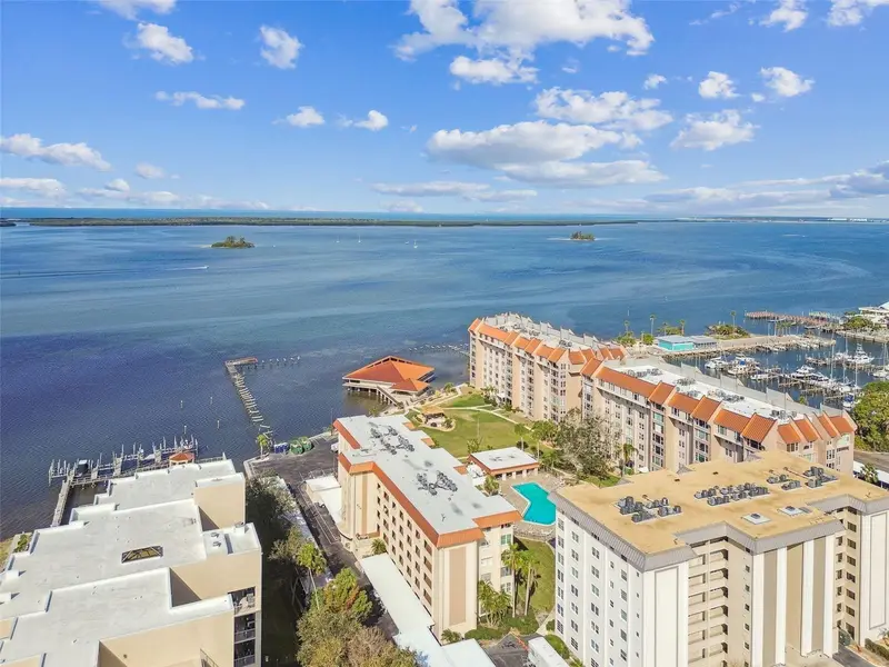 620 Edgewater Dr #204, FL
