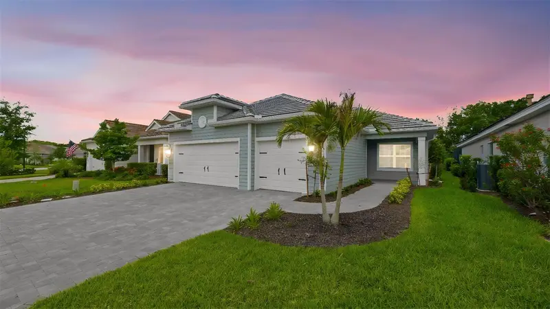 3075 Heritage Pines Dr, FL