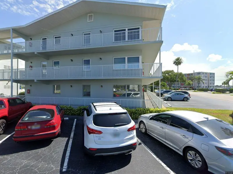 1898 Shore Dr S #318, FL