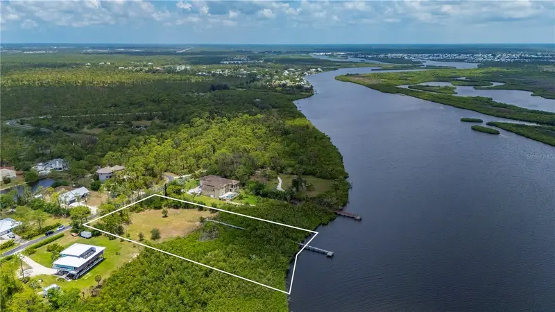 0 Riverfront Dr #Lot 6, FL
