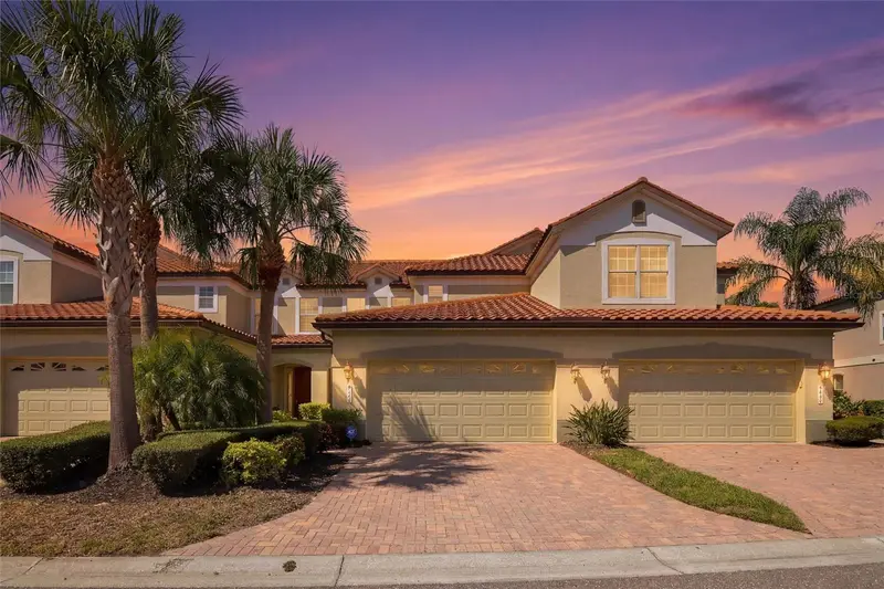 8142 Miramar Way, FL