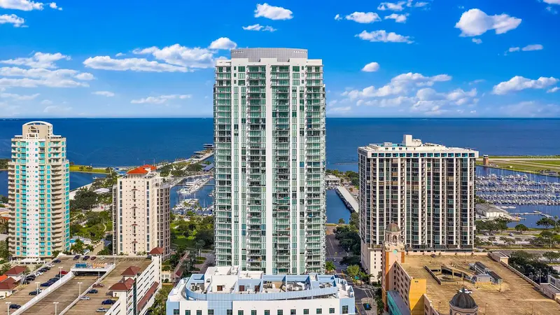 100 1st Ave N #3405, FL