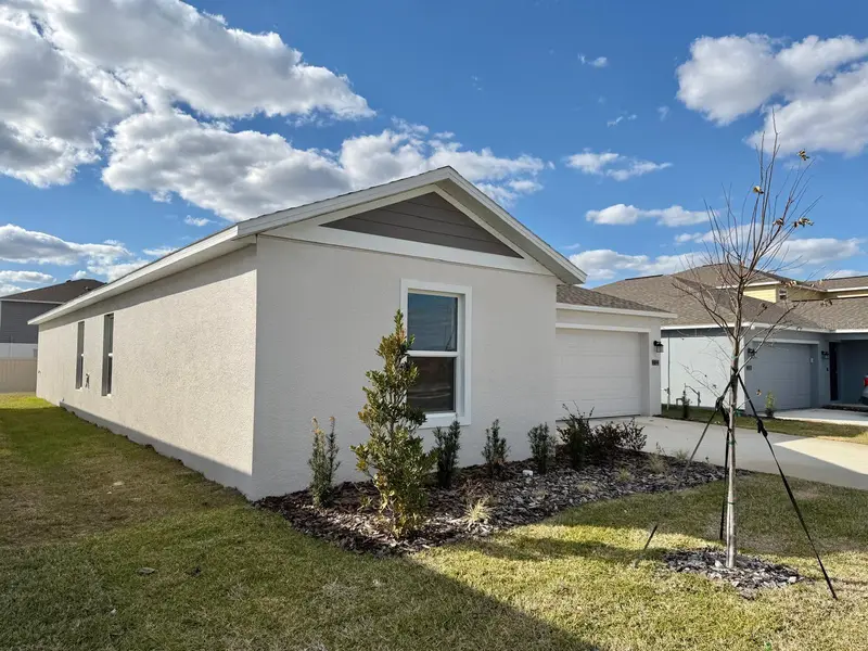 2122 Chris Dr, FL