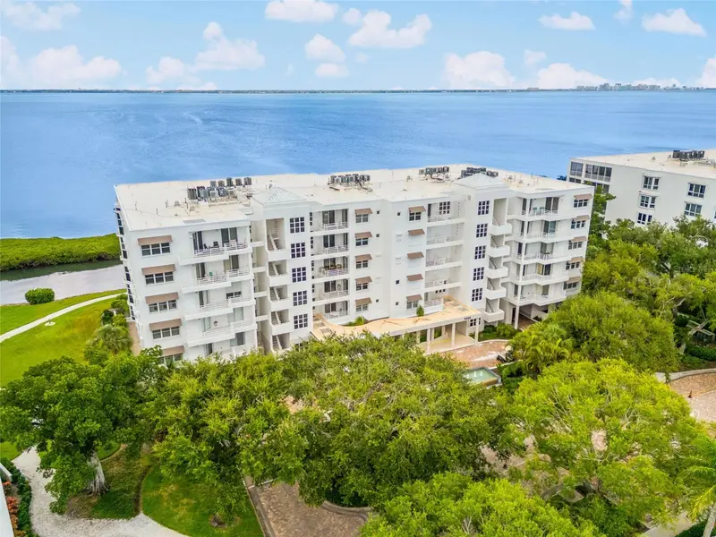 2450 Harbourside Dr #244, FL
