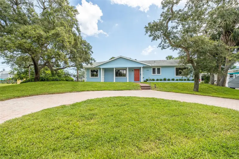 1460 N Peninsula Dr, FL