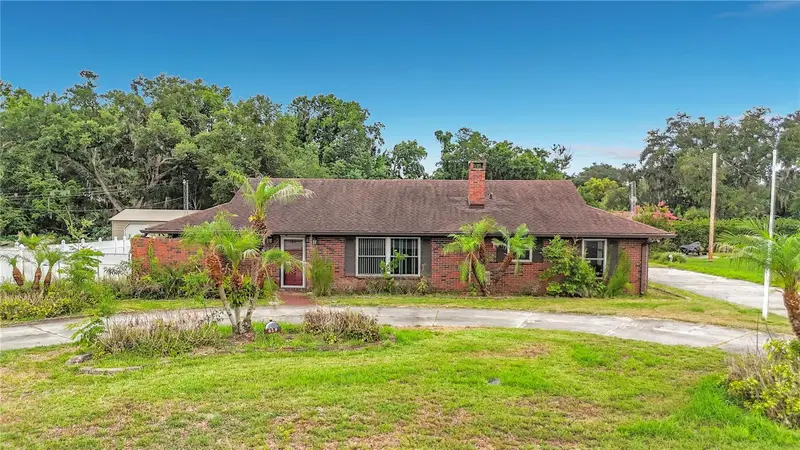 629 Orange Valley Cir, FL