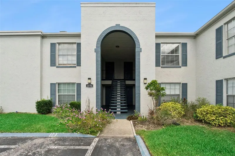 1036 Plantation Dr #D8, FL