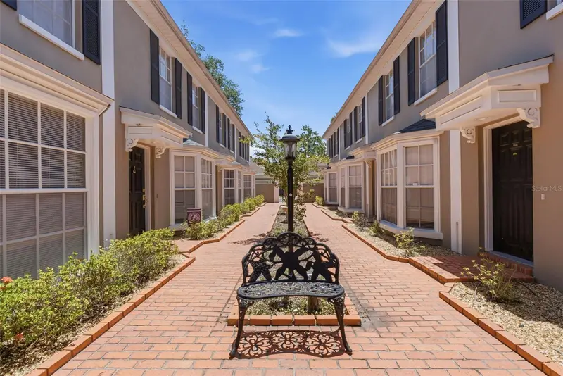 308 S Bungalow Park Ave #D, FL