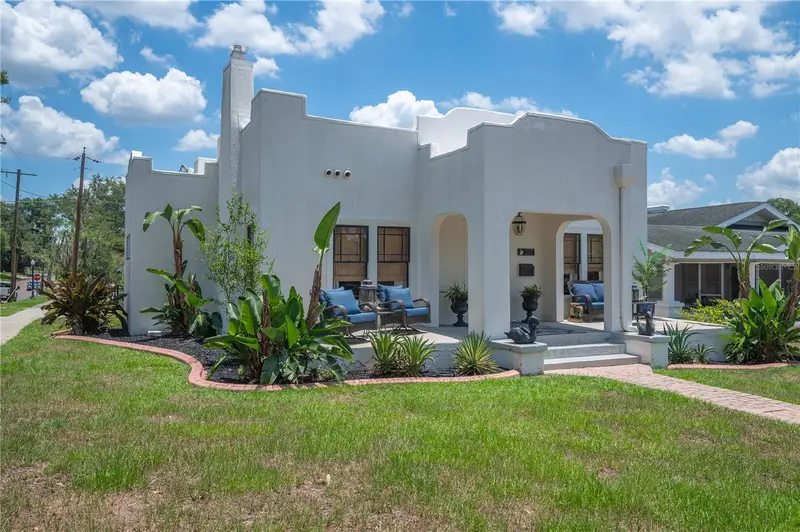 South Lakeland & Lake Hollingsworth listing