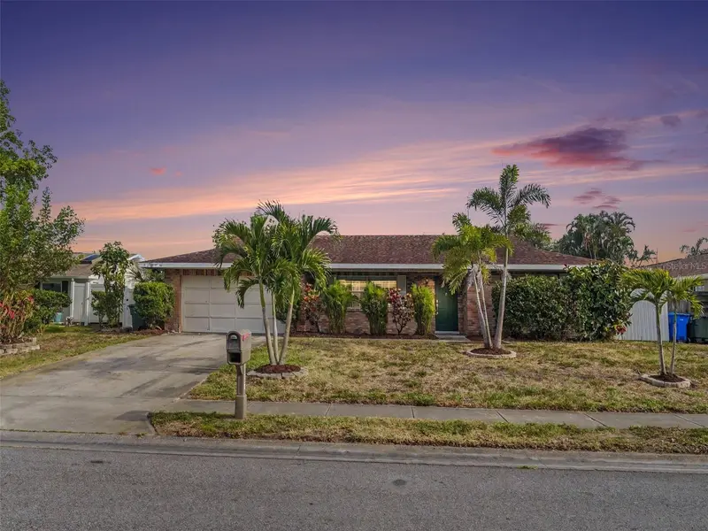 3907 23rd Ave W, FL