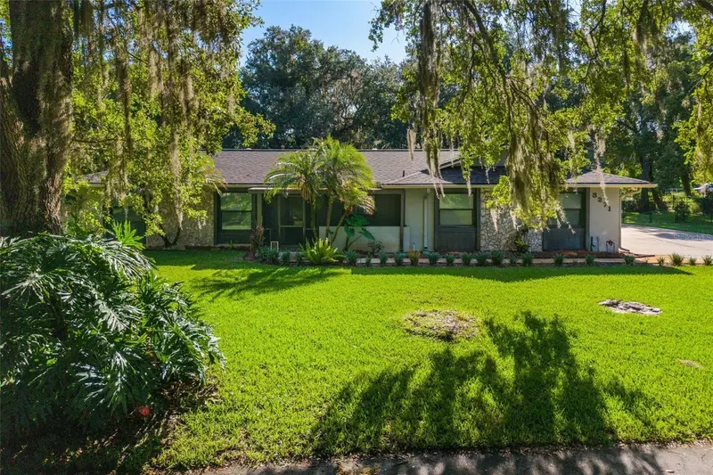 3271 Majestic Oak Dr, FL