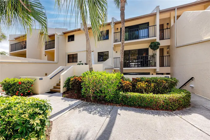 7530 Sunshine Skyway Ln S #115, FL