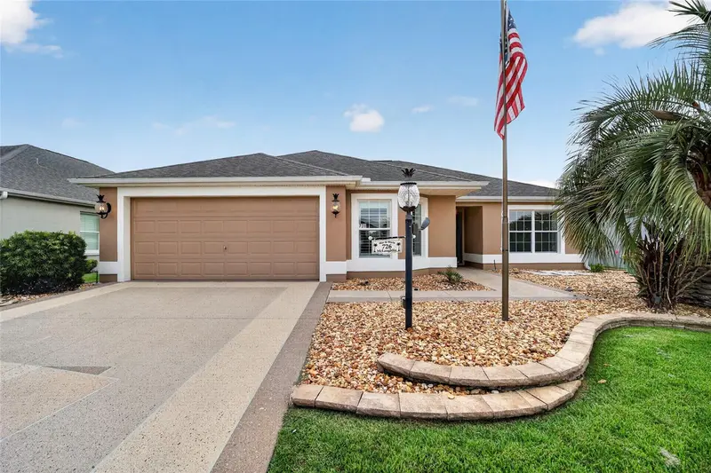 726 Bradford Loop, FL