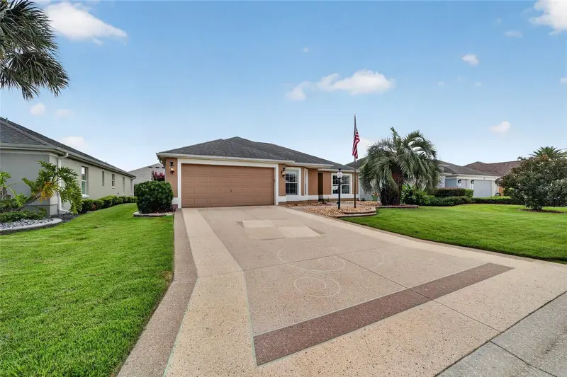 726 Bradford Loop, FL
