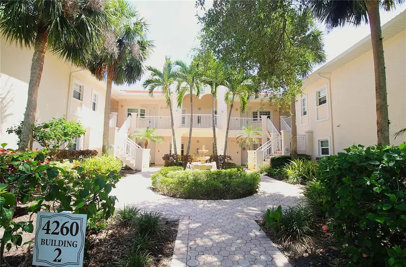 4260 Central Sarasota Pkwy #224, FL
