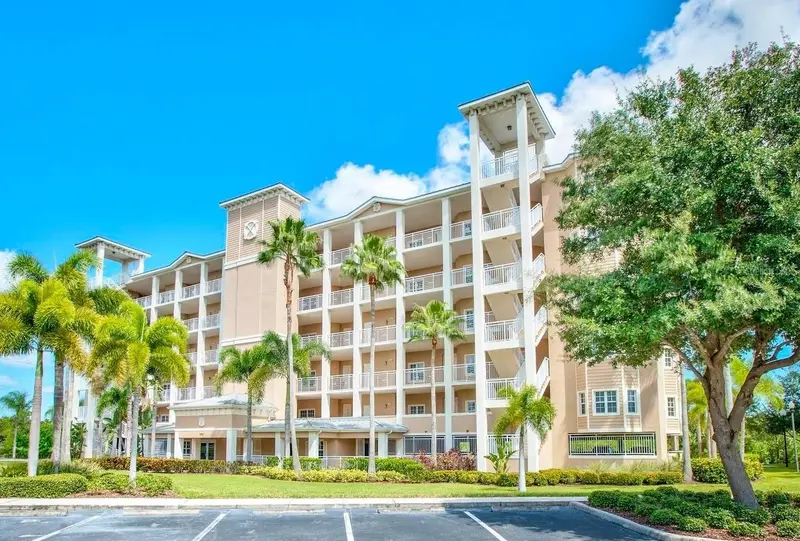 7296 Marathon Dr #402, FL