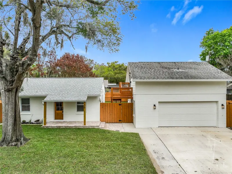36 Patrick Ln, FL