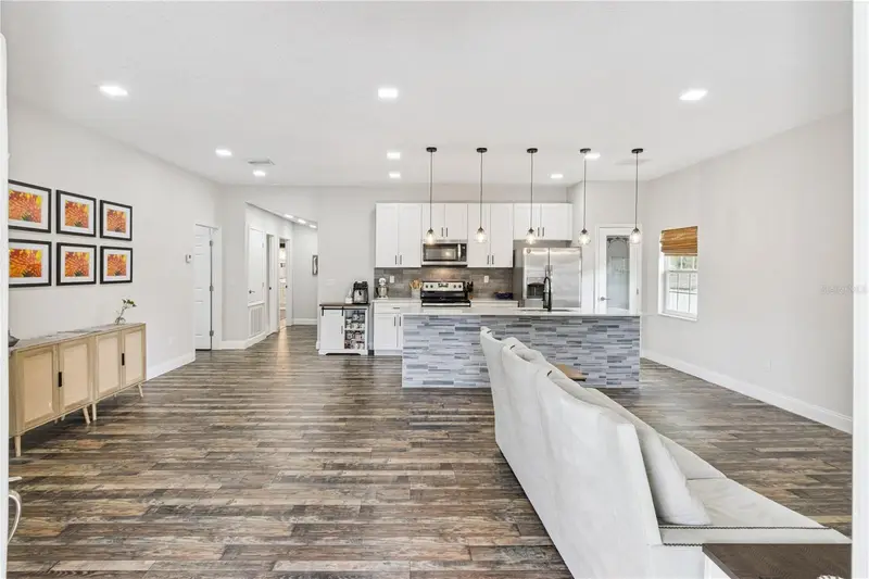 945 Gordon Ave, FL