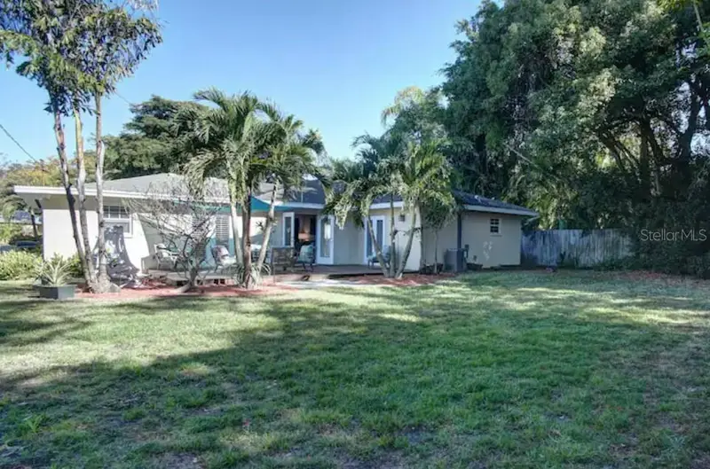 7609 Senrab Dr, FL