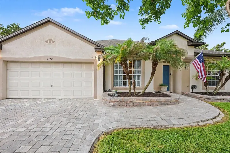 1472 Kodak Dr, FL