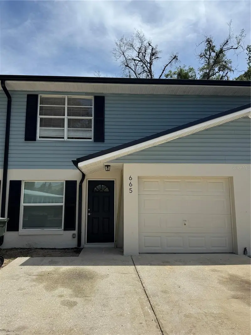 665 W Juniata St, FL
