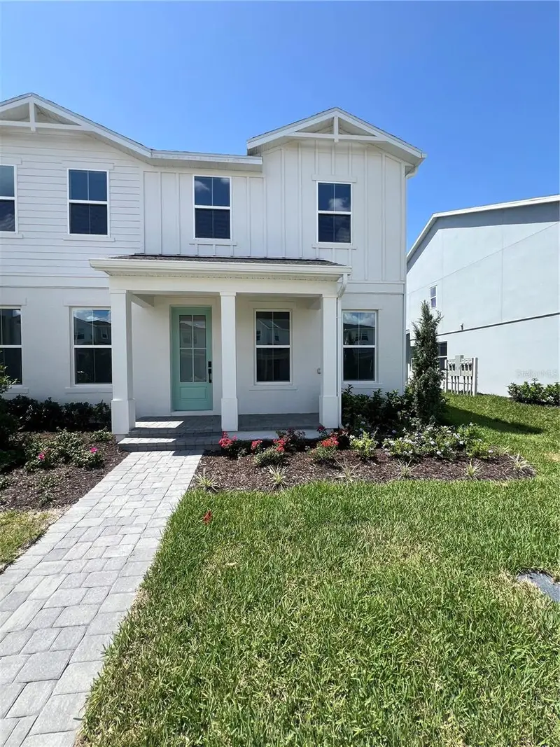 1876 Crowncrest Dr, FL