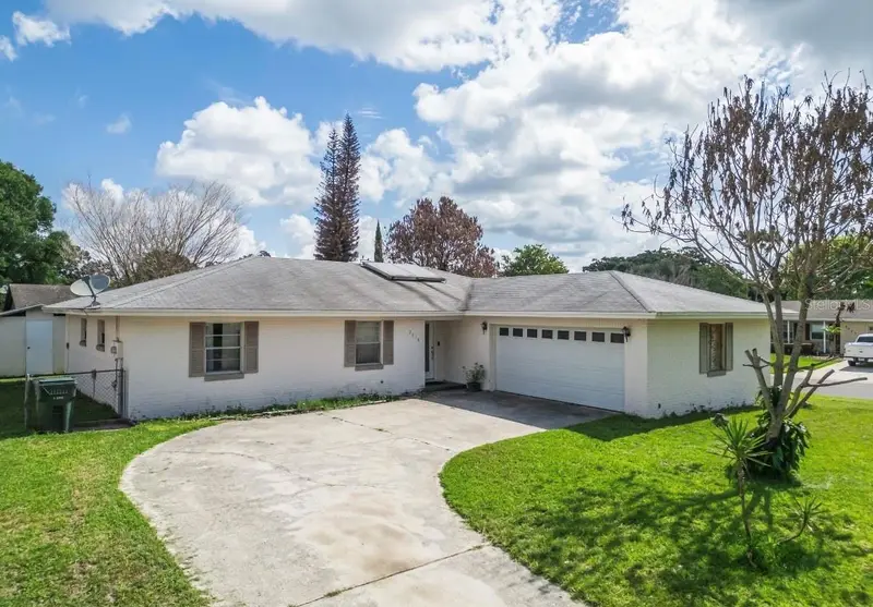 2370 Valley Ave, FL