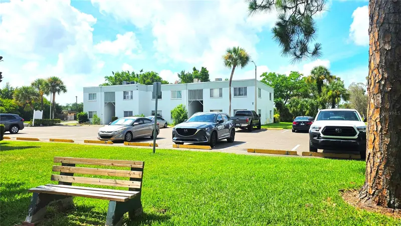851 N Keene Rd #Y7, FL