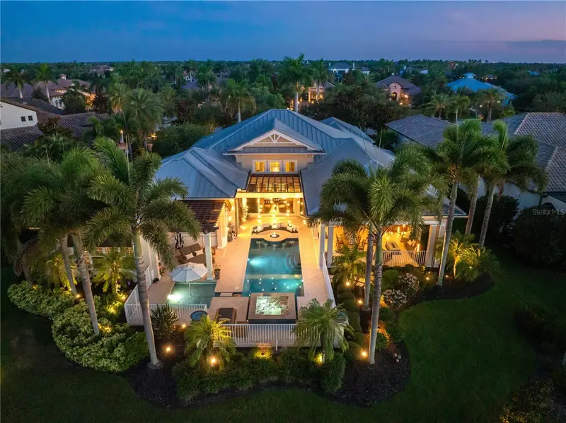 16023 Topsail Ter, FL