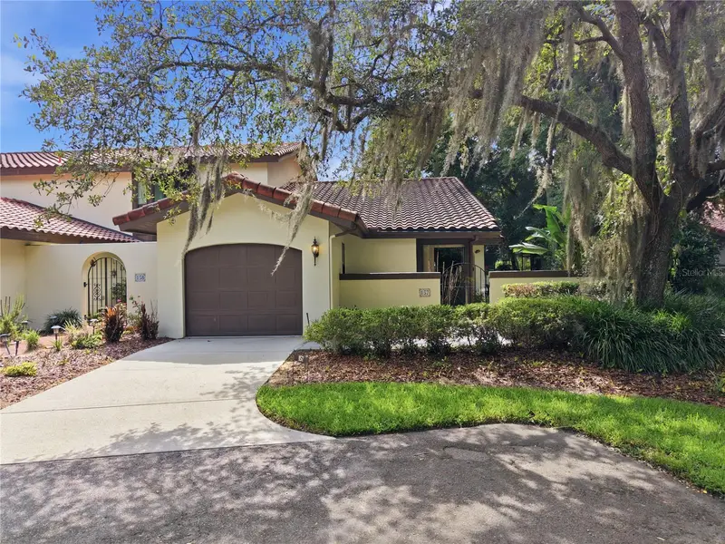 157 Coventry Cir, FL