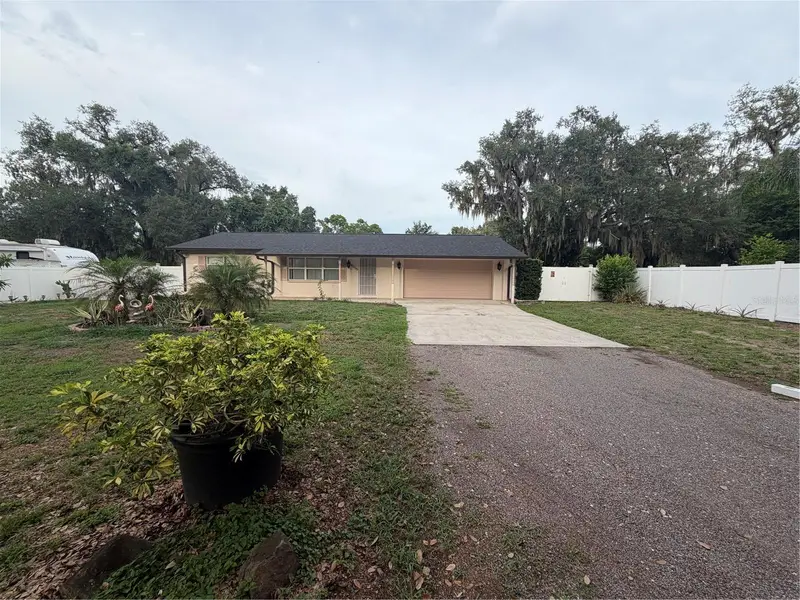 8009 Paulson Ln, FL
